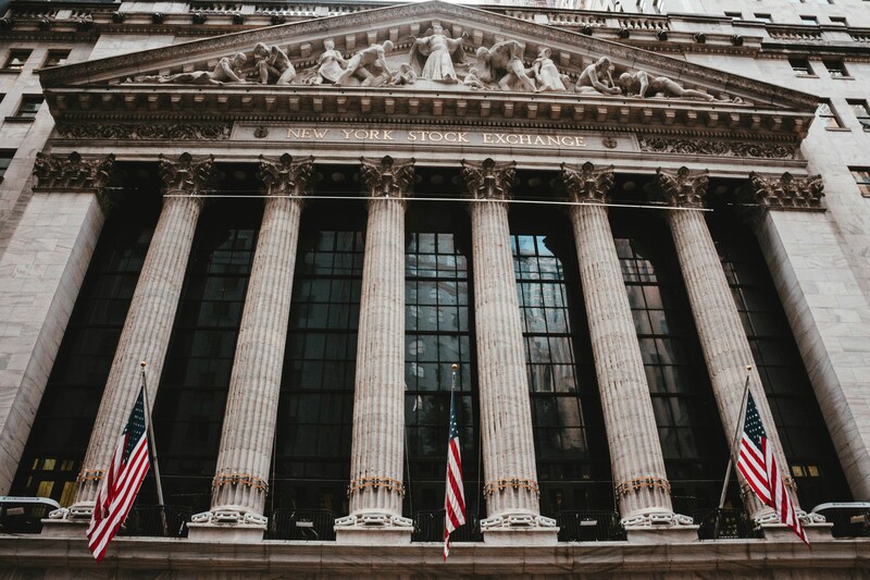 Fed’s preferred inflation gauge shows core prices rose 3.3% annually in July – CNBC