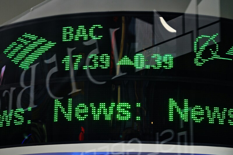 Stock futures are little changed after S&P 500 posts three-week win streak: Live updates – CNBC
